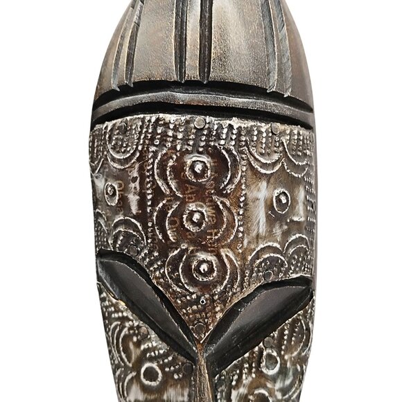Hand Carved African Tribal Wall Mask Ethnic Decor Intricate Patterns Hang Loop - Picture 3 of 7